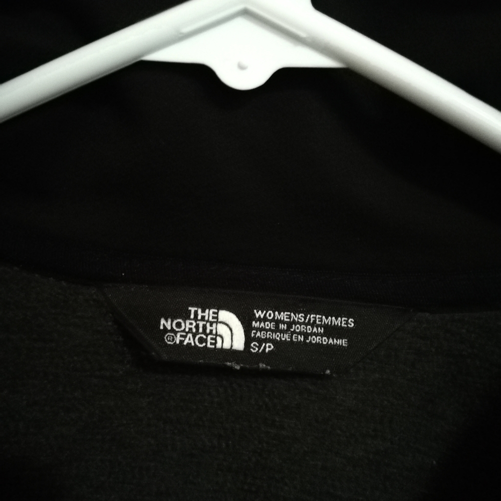 North face jacket - Picture 2 of 5